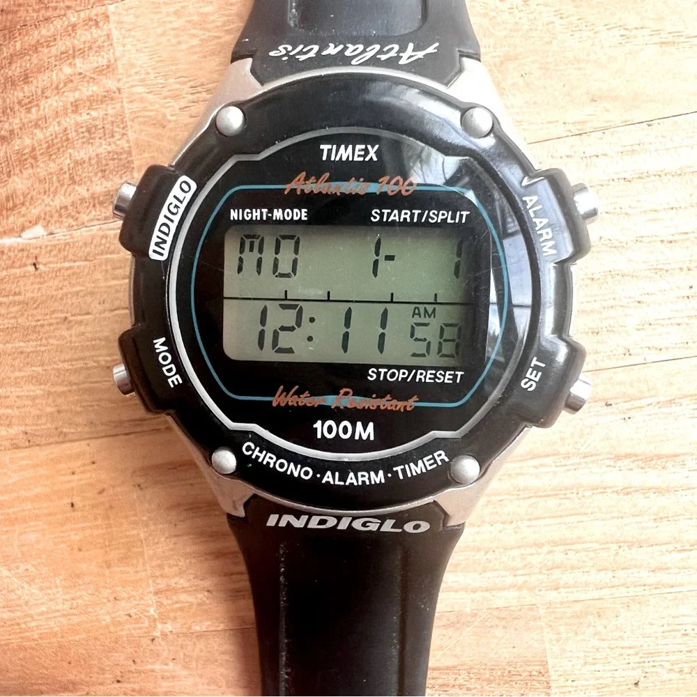 Timex Atlantis 100 indiglo digital sport watch NEW BATTERY